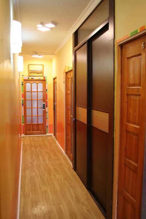 Golden Gobi Hostel & Tours Улан-Батор Экстерьер фото